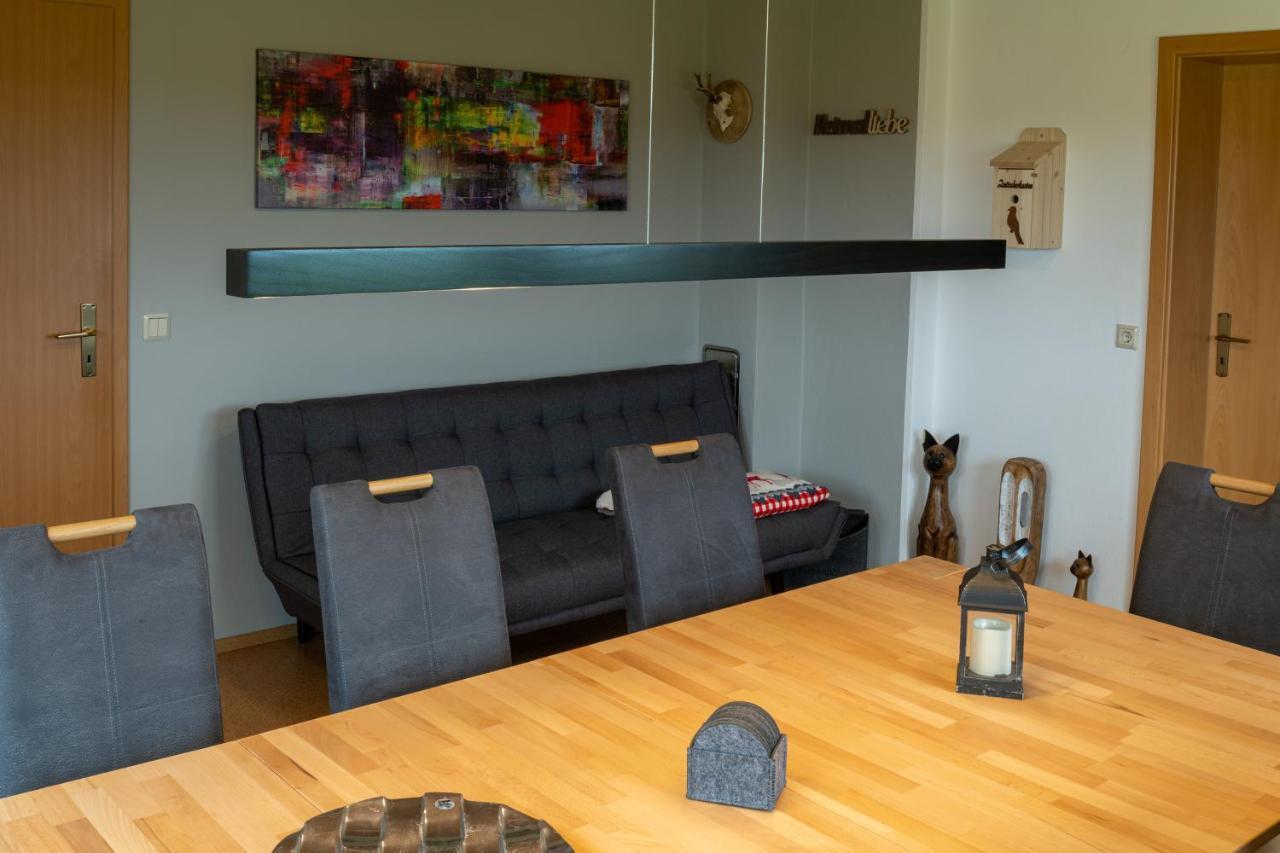 Ferienwohnung Fuchsbau Im Eg Des Ferienhauses Falkenhoehe Schwarzatal ภายนอก รูปภาพ