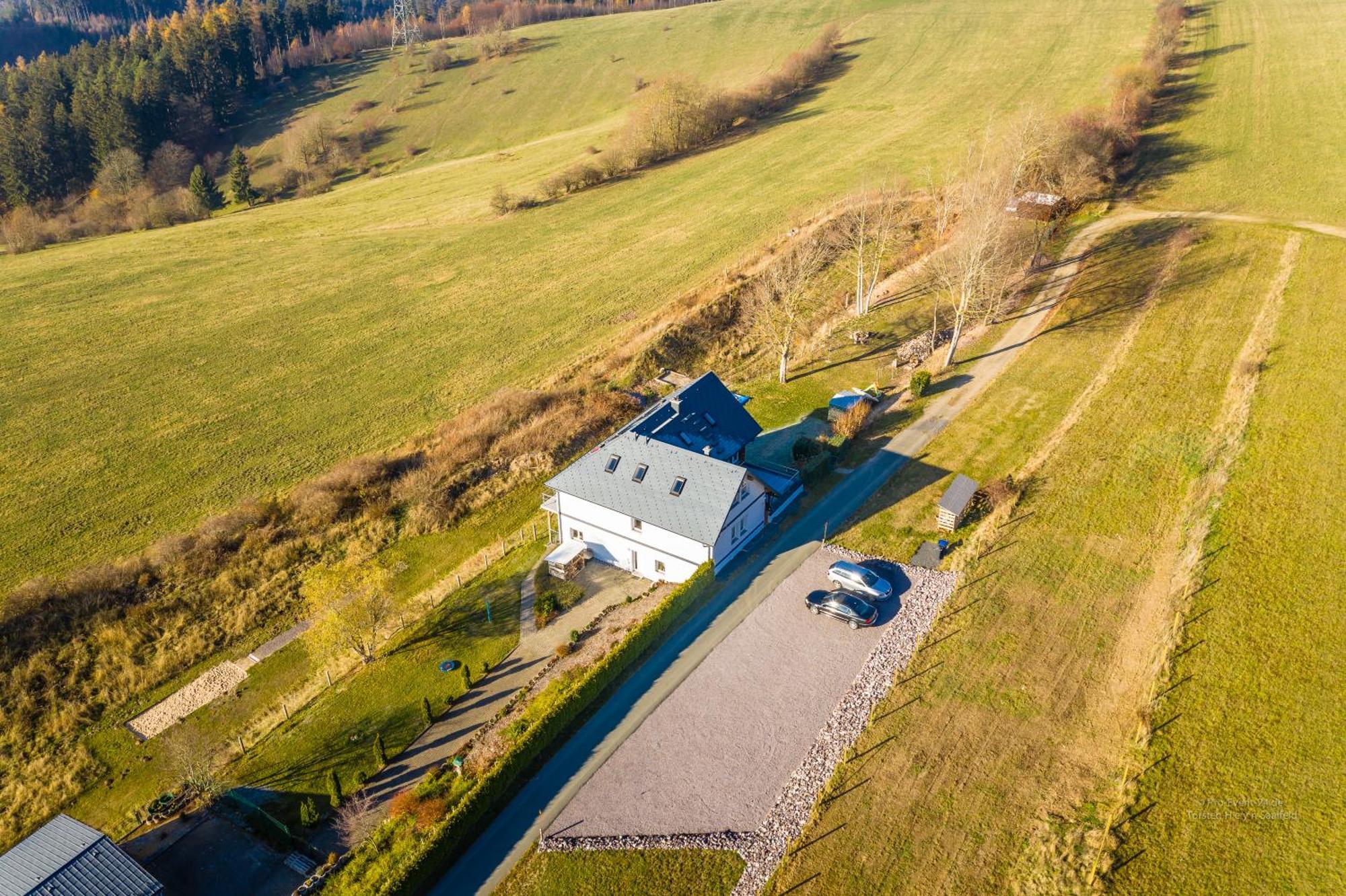 Ferienwohnung Fuchsbau Im Eg Des Ferienhauses Falkenhoehe Schwarzatal ภายนอก รูปภาพ